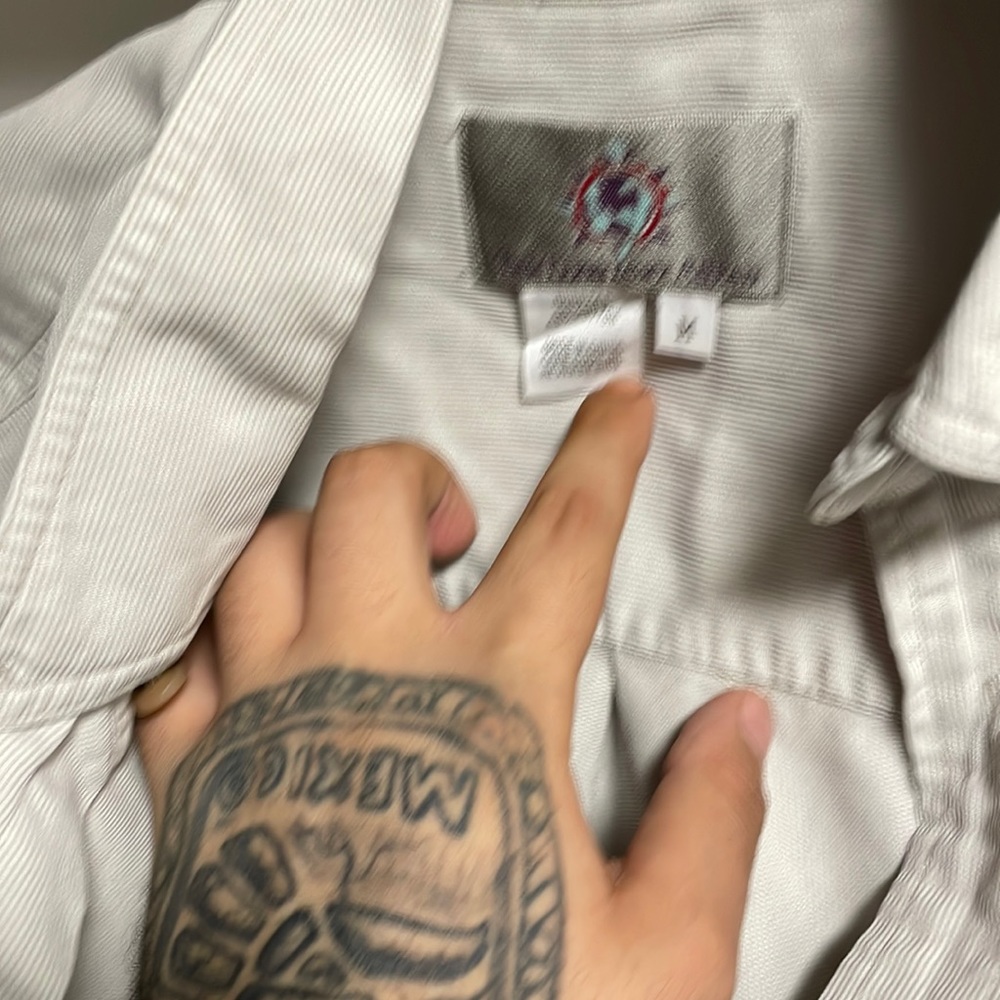 Brand” The Territory Ahead” Like new never worn!